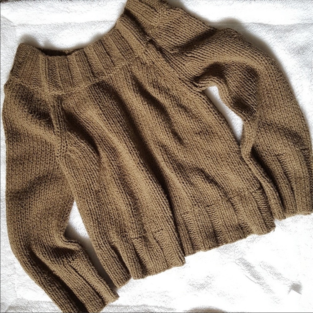 Free people slouch sweater